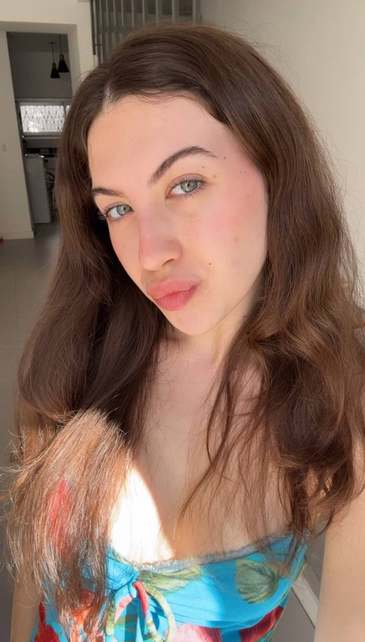 Nude girl Amber in Rajshahi