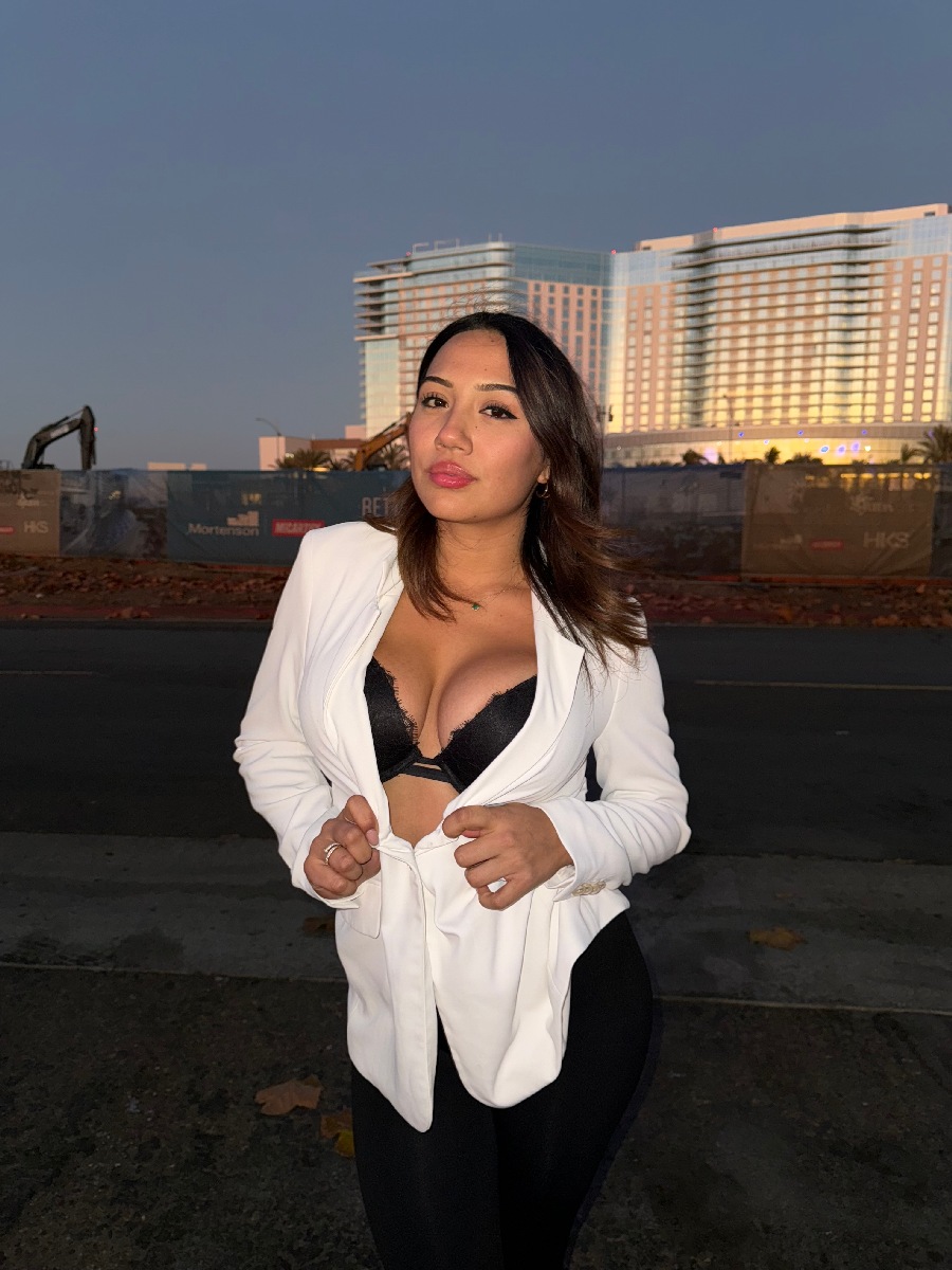 Take a pause and enjoy Ali Cruz — streaming from Rajshahi