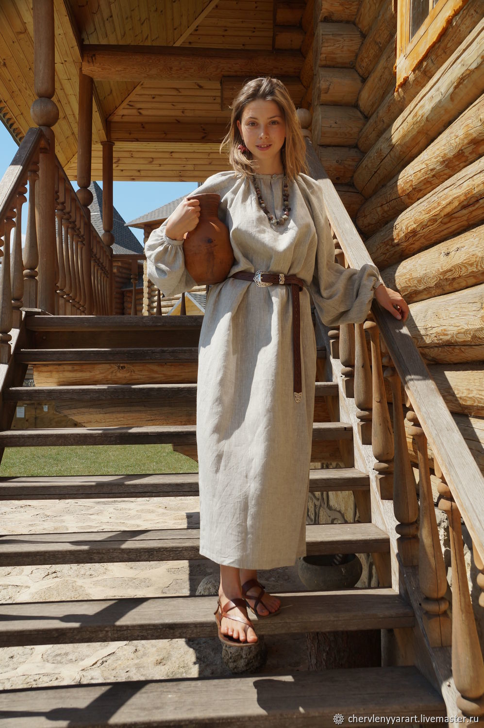 Girls in Slavic costumes in Rajshahi