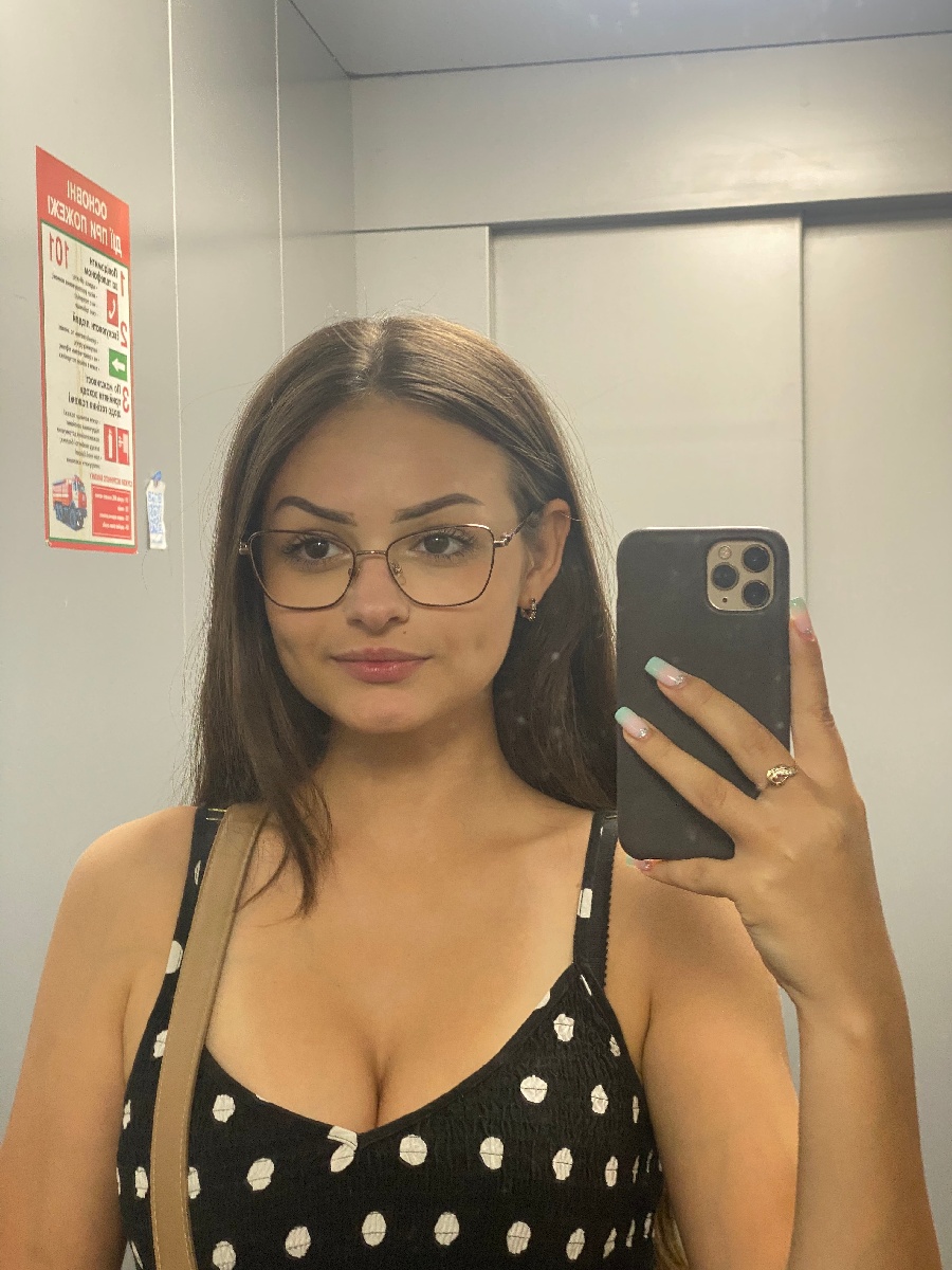 Sexy model Stacy in Rajshahi