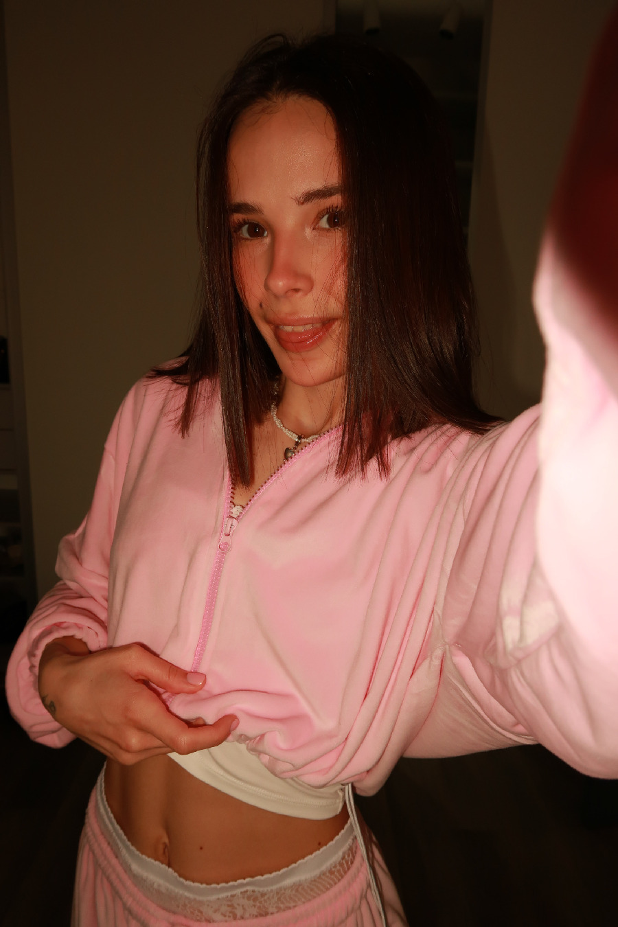 Tina brings the glow — live moments in Rajshahi